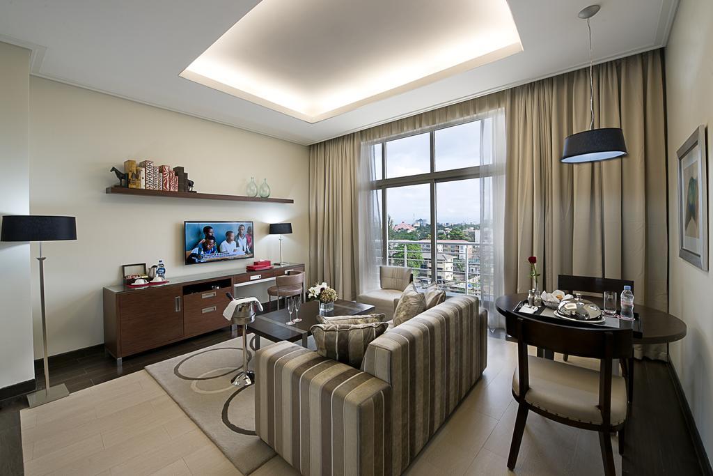 The George Hotel 라고스 외부 사진