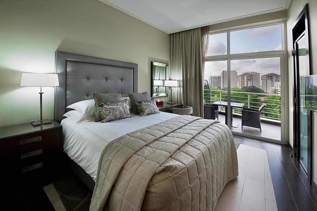 The George Hotel 라고스 외부 사진